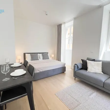 Appartamento Cavana 3 Tirabora Short Rent